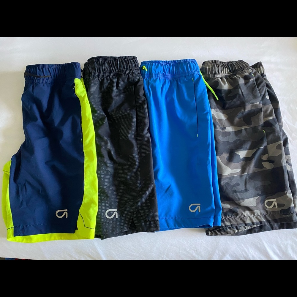 LOT of 4 pairs of boys GapFit shorts